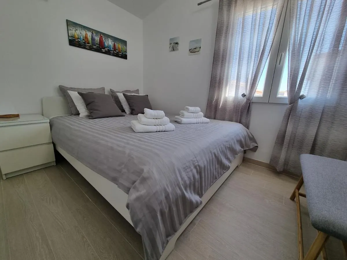 Holiday House Nataly Vir Holiday home