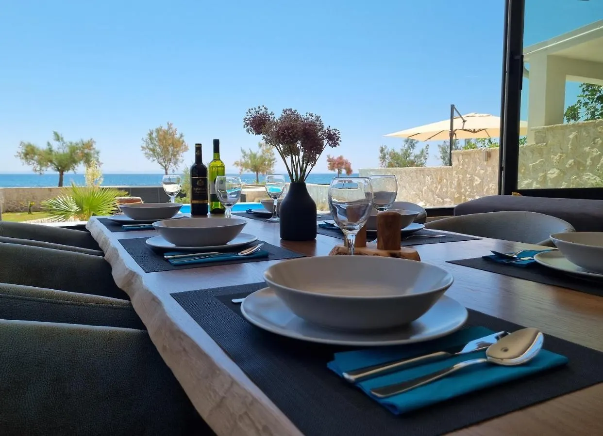 Holiday House Nataly Vir